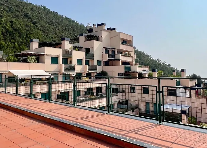 Bilocale Con Piscina Condominiale Daire *