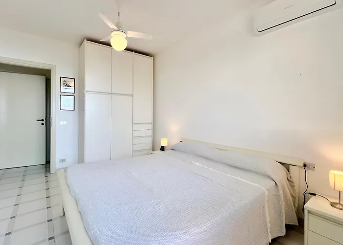 Bilocale Con Piscina Condominiale Apartamento