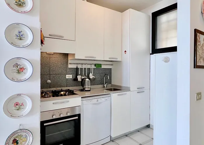 Bilocale Con Piscina Condominiale Apartamento