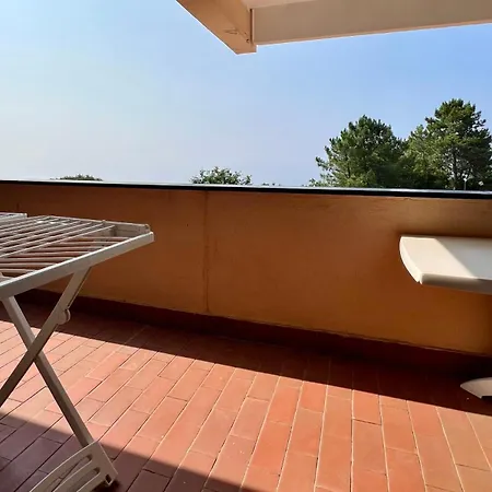 Bilocale Con Piscina Condominiale Lejlighed